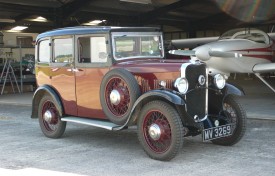 1932 Singer Junior Six Light Saloon