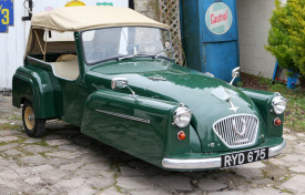 1954 Bond Minicar Mk D Family Model