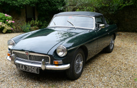1967 MG B Roadster